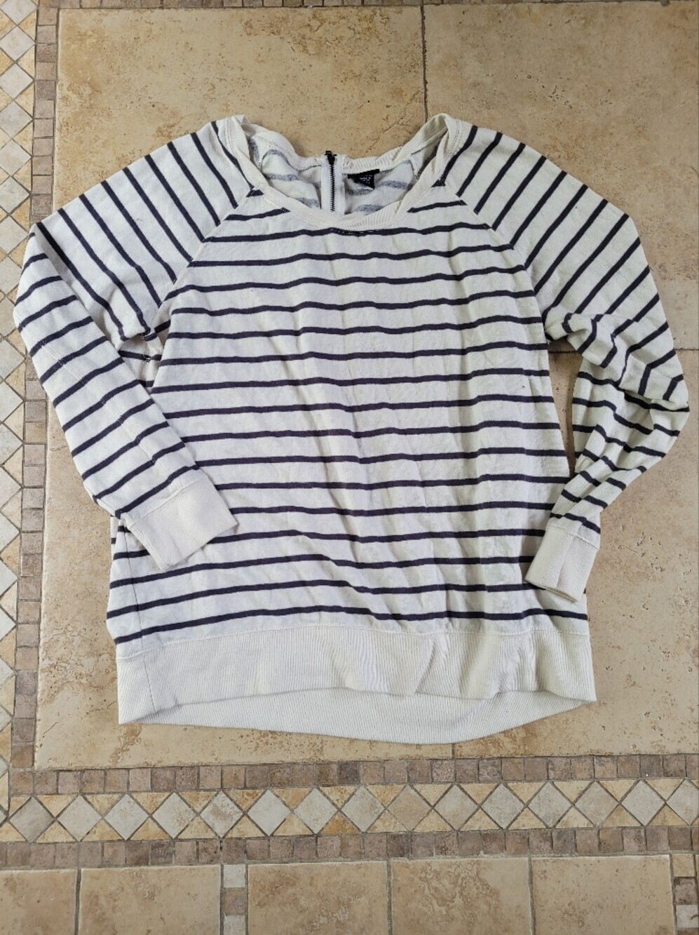 Torrid Striped Long-Sleeve Crewneck Sweater - White & Navy